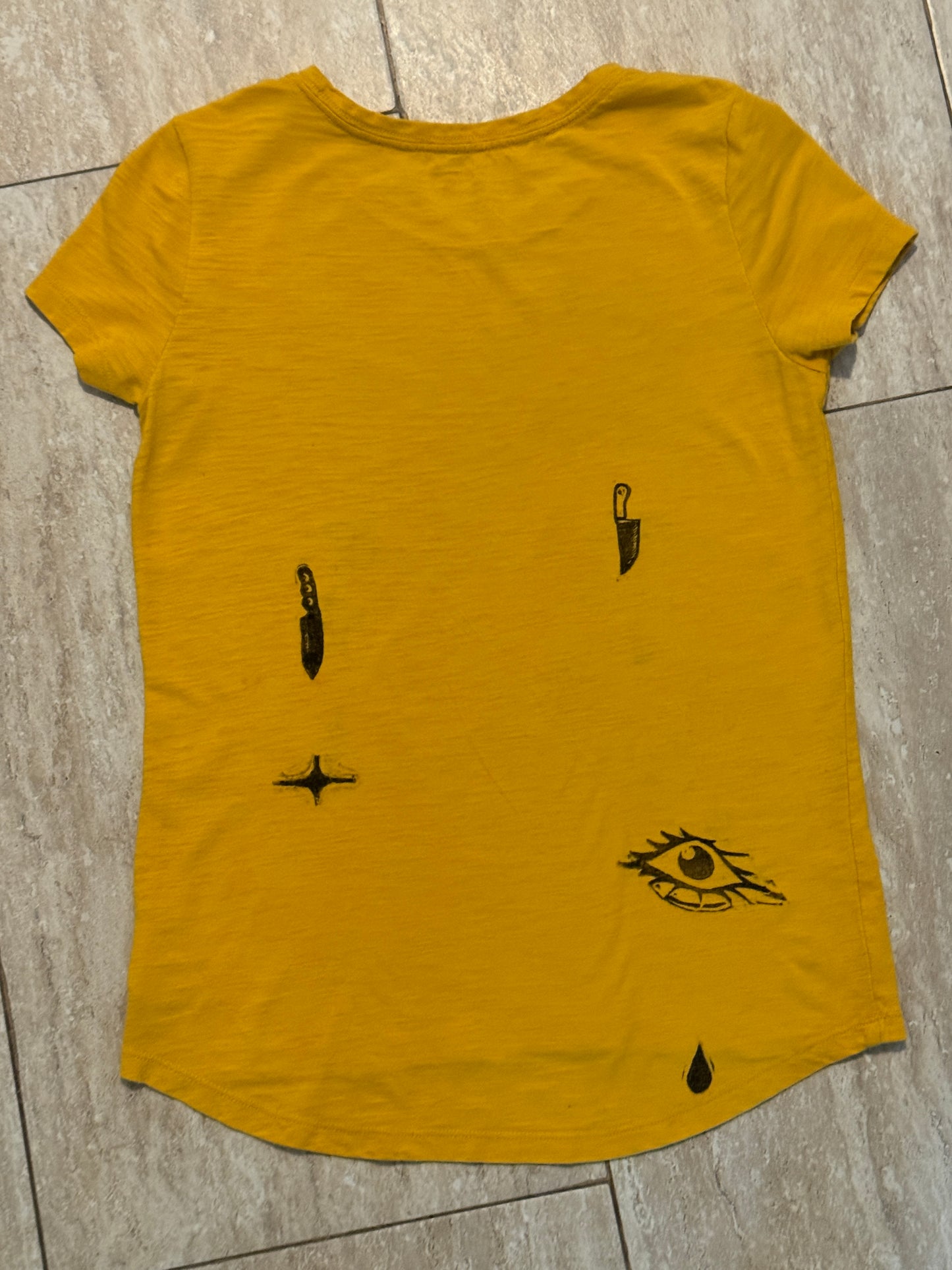 Yellow Eye for a Flower Tshirt